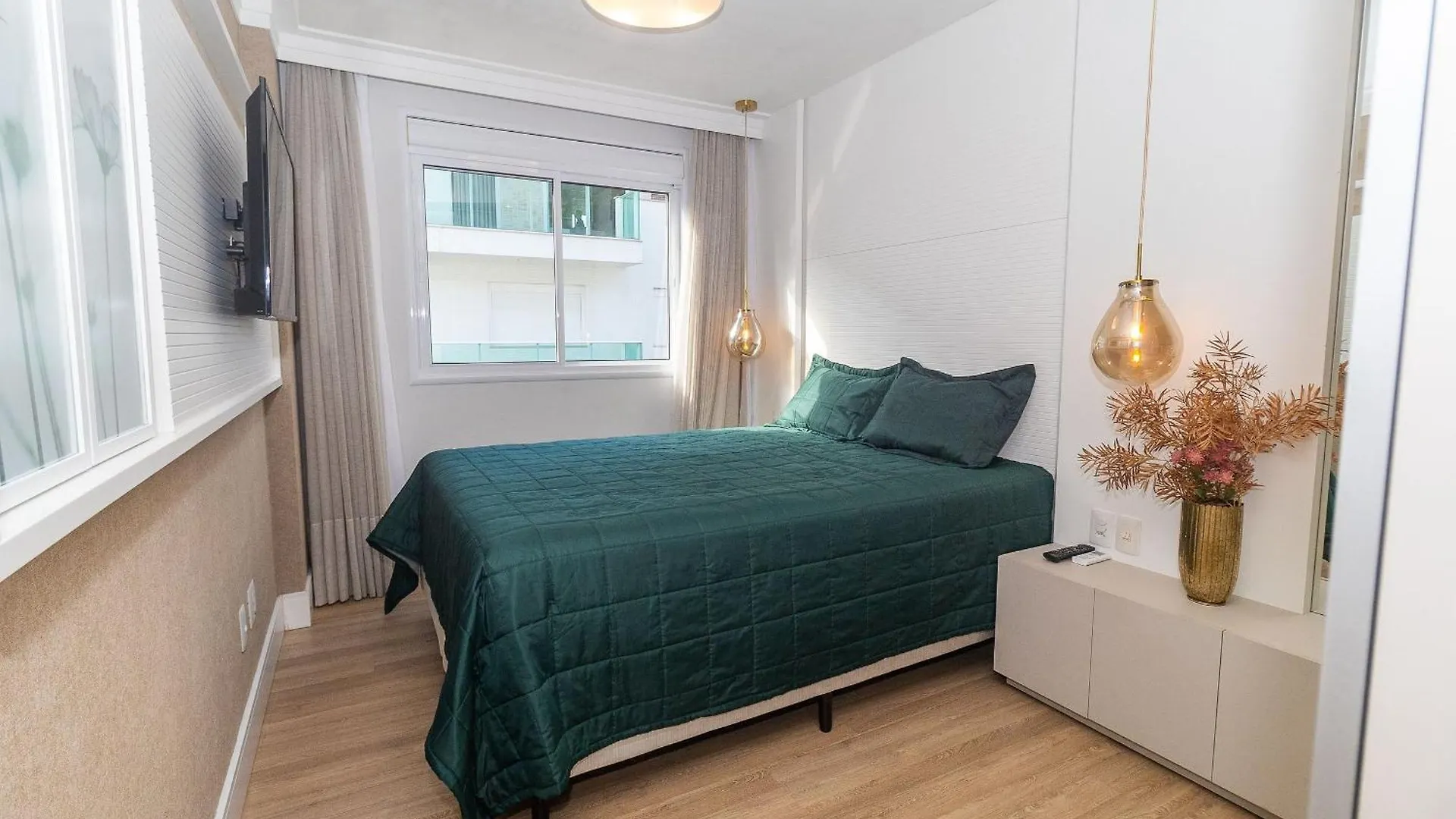 Varandas Do Atlantico 403B - Excelente Apartamento Em Condominio De Luxo A Beira Mar - Piscina Climatizada - Academia - Bombinhas