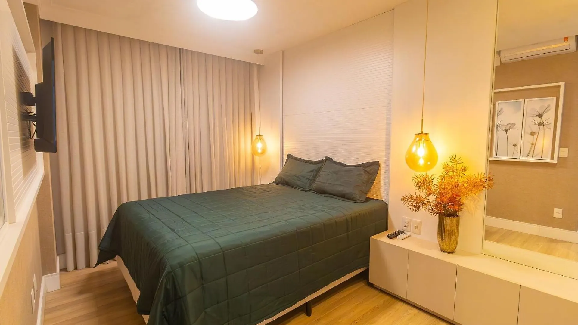Varandas Do Atlantico 403B - Excelente Apartamento Em Condominio De Luxo A Beira Mar - Piscina Climatizada - Academia - Bombinhas Apartmán